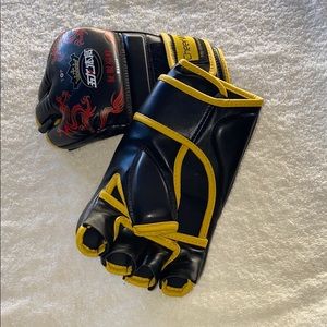 Training gloves